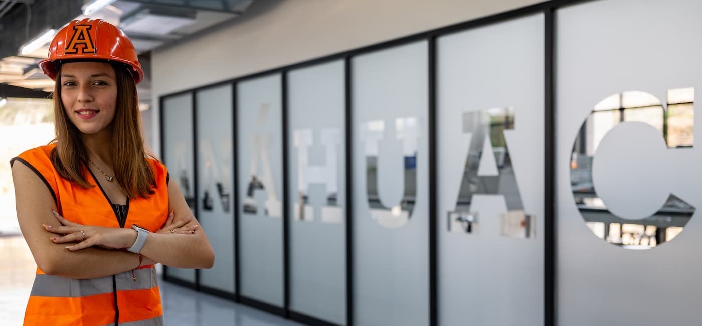 alumna de ingenieria civil de la anahuac oaxaca 